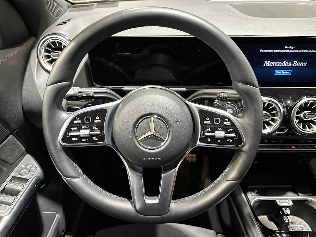 Thumbnail: 2023 Mercedes-Benz GLA - 14