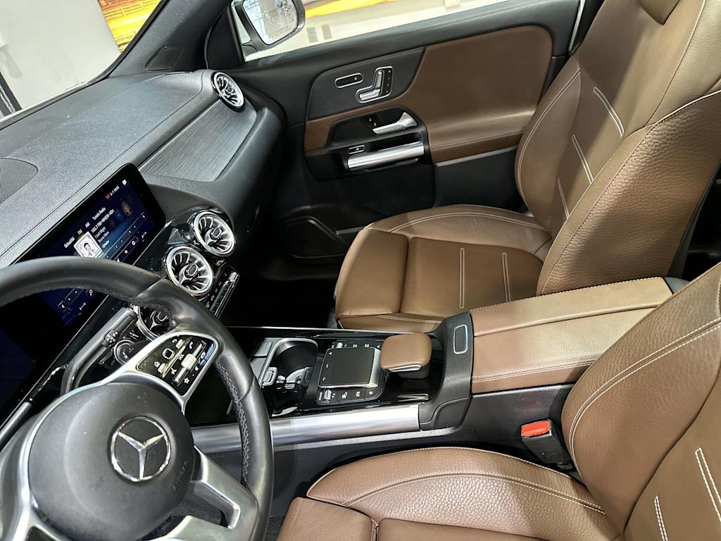 Thumbnail: 2023 Mercedes-Benz GLA - 32