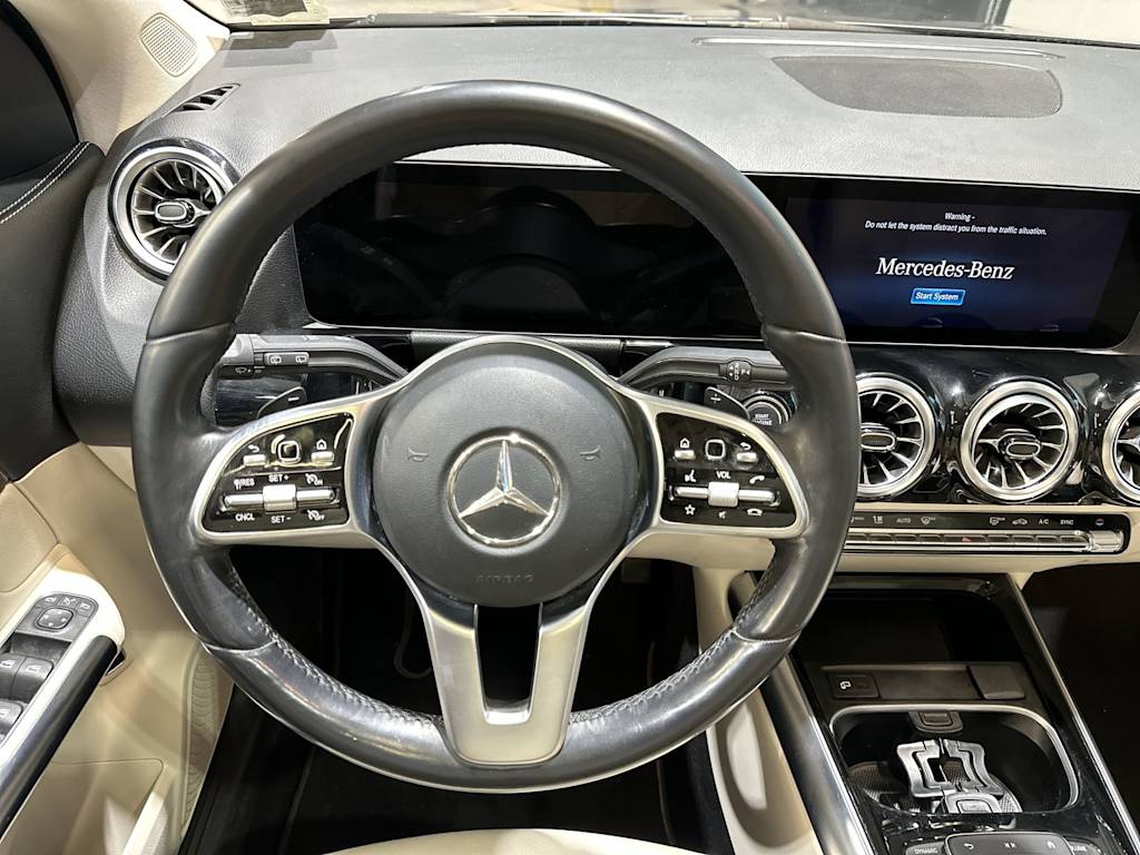 Thumbnail: 2023 Mercedes-Benz GLA - 10
