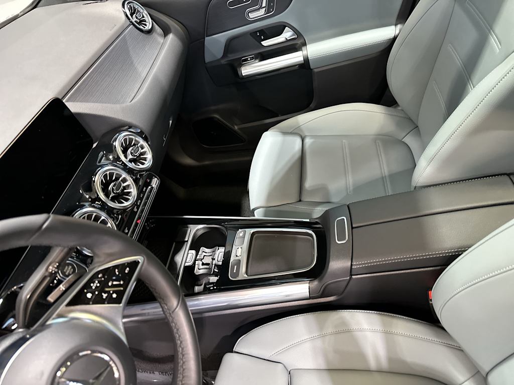 Thumbnail: 2026 Mercedes-Benz GLA - 15