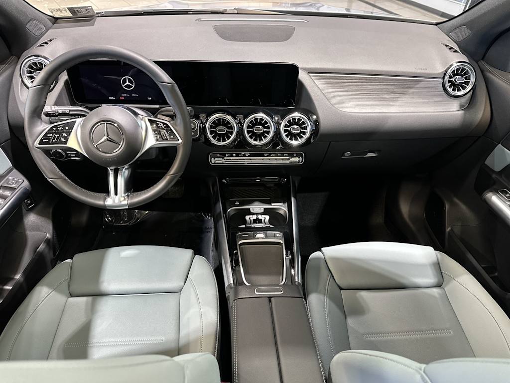 Thumbnail: 2026 Mercedes-Benz GLA - 10