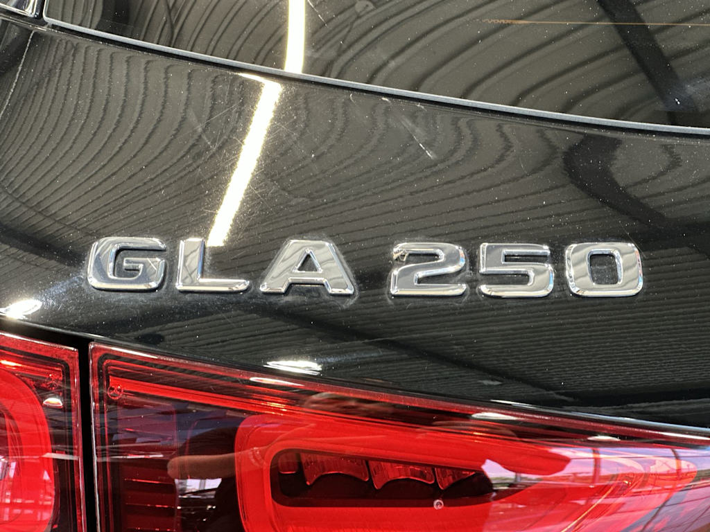 Thumbnail: 2022 Mercedes-Benz GLA - 29