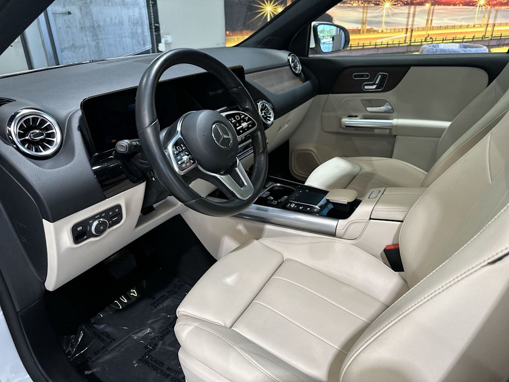 Thumbnail: 2023 Mercedes-Benz GLA - 2