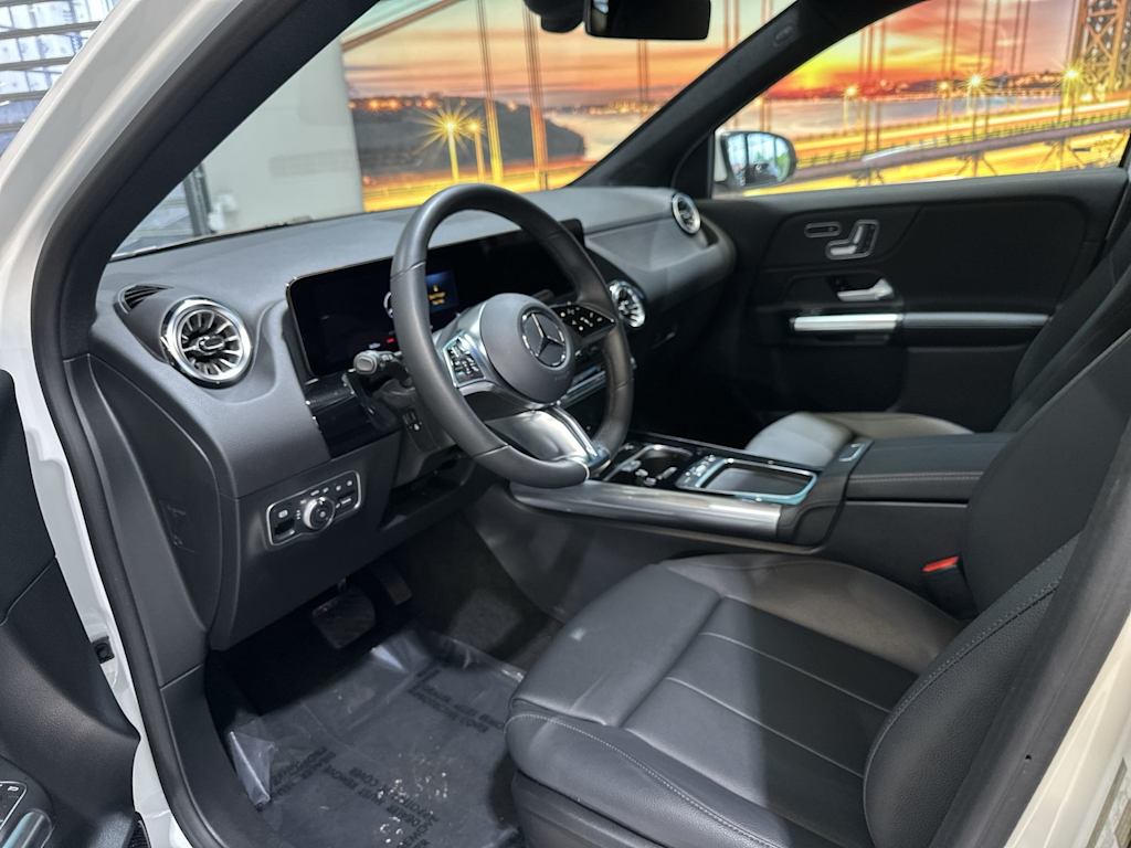 Thumbnail: 2026 Mercedes-Benz GLA - 2