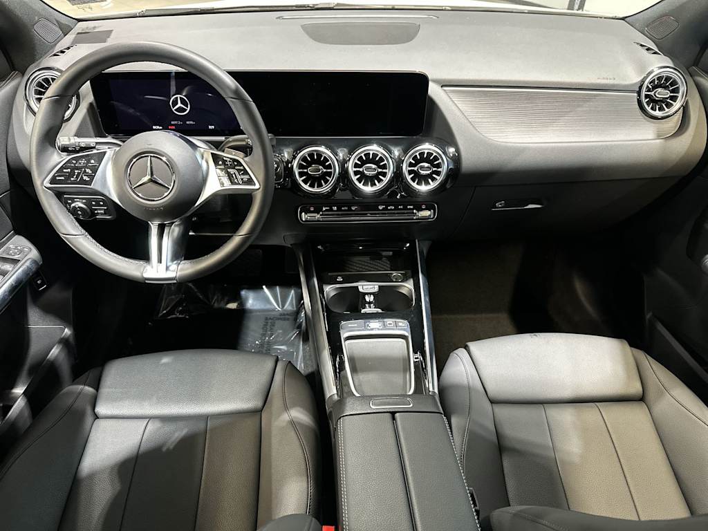Thumbnail: 2026 Mercedes-Benz GLA - 10