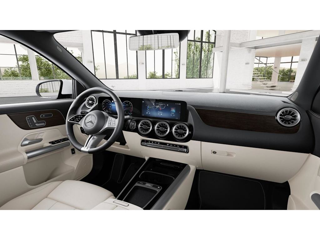Thumbnail: 2026 Mercedes-Benz GLA - 2
