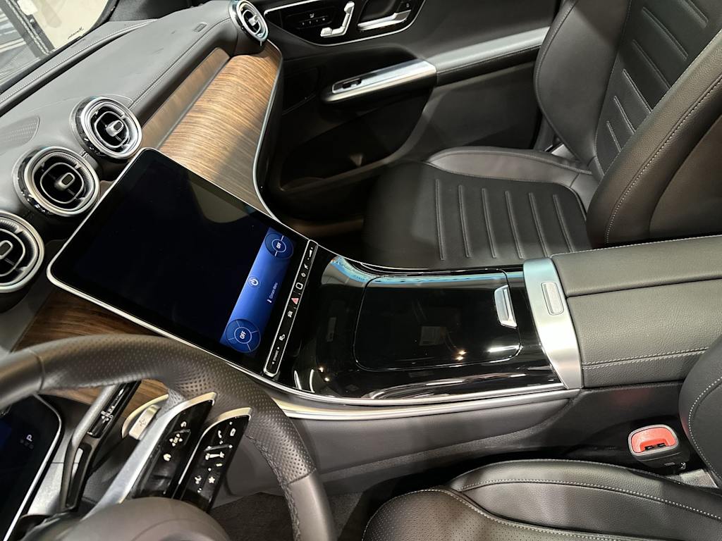 Thumbnail: 2025 Mercedes-Benz GLC - 14