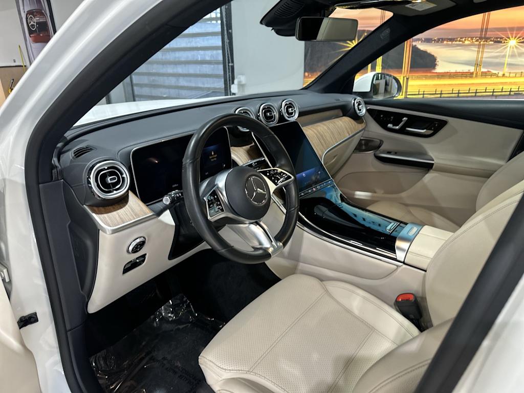 Thumbnail: 2023 Mercedes-Benz GLC - 2