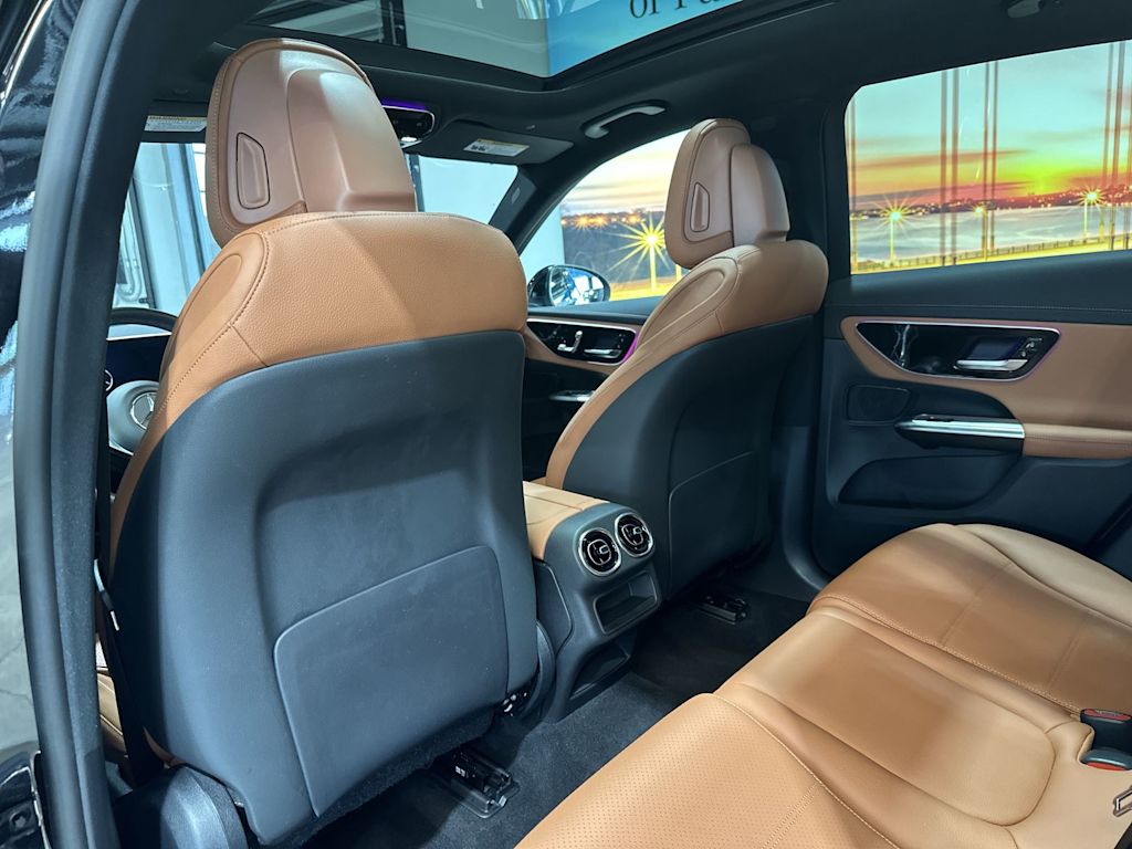Thumbnail: 2023 Mercedes-Benz GLC - 13