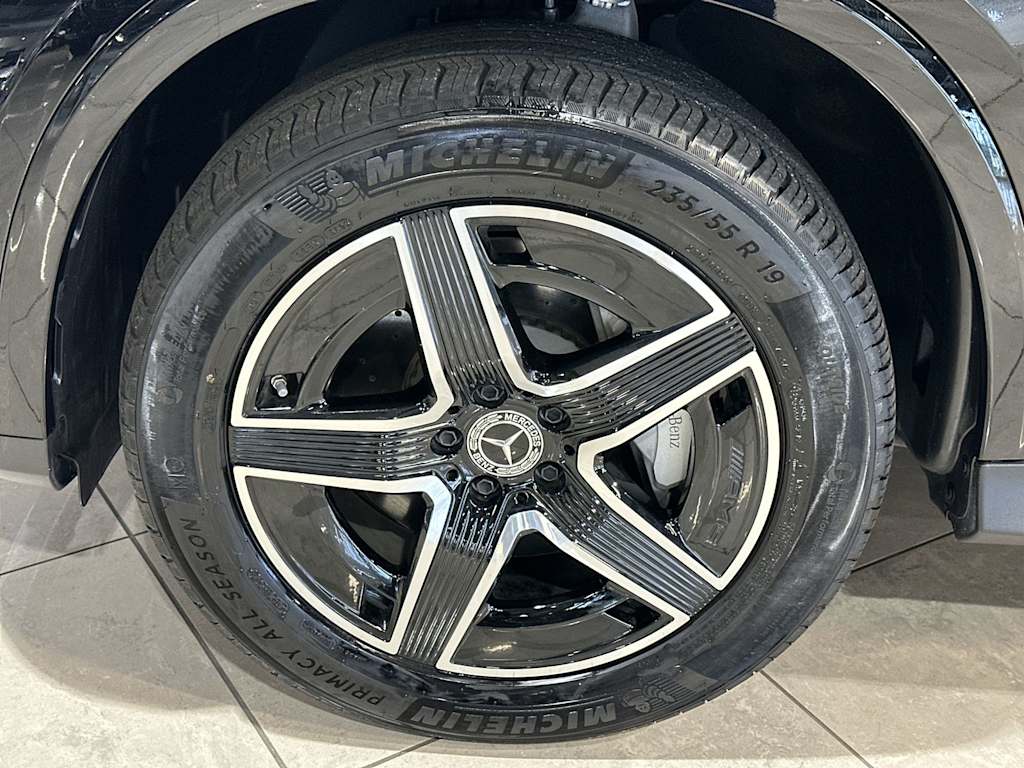 Thumbnail: 2026 Mercedes-Benz GLC - 8