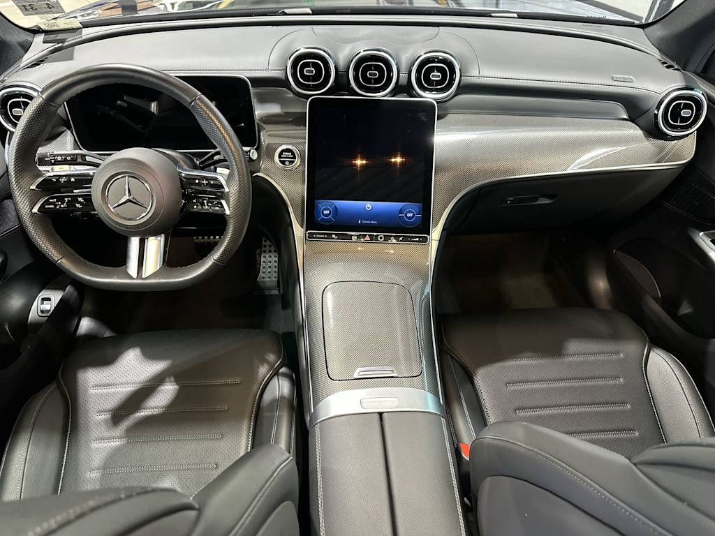 Thumbnail: 2026 Mercedes-Benz GLC - 10