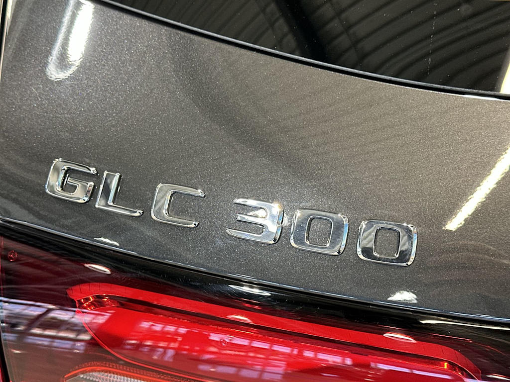 Thumbnail: 2026 Mercedes-Benz GLC - 30