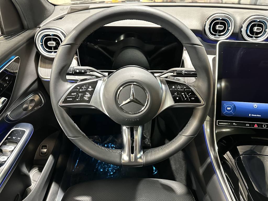 Thumbnail: 2026 Mercedes-Benz GLC - 10