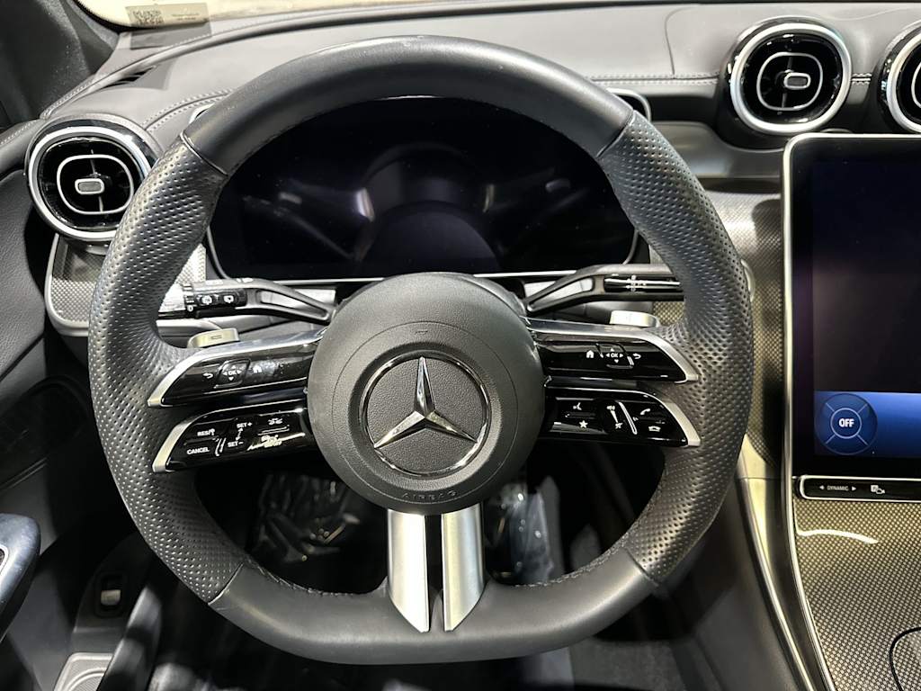 Thumbnail: 2023 Mercedes-Benz GLC - 10