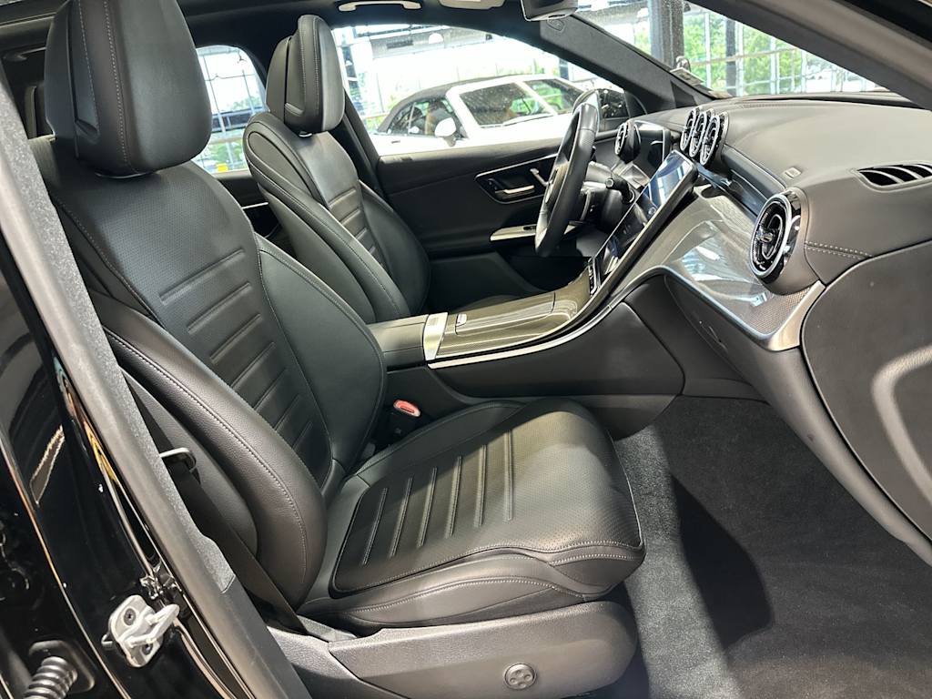 Thumbnail: 2023 Mercedes-Benz GLC - 31