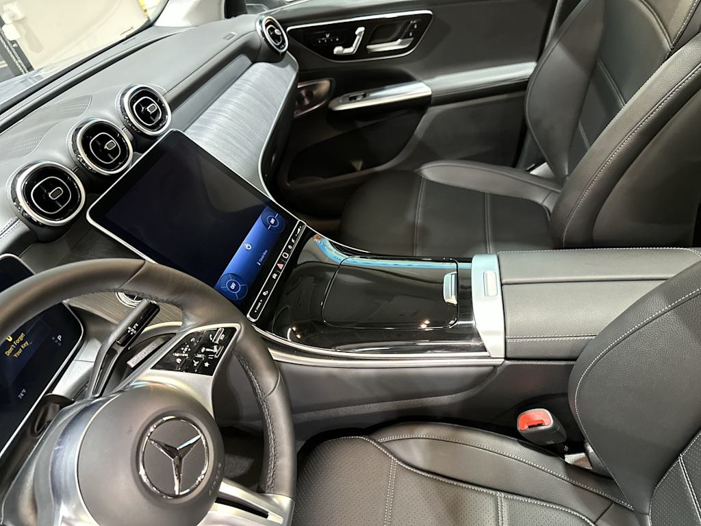 Thumbnail: 2024 Mercedes-Benz GLC - 32