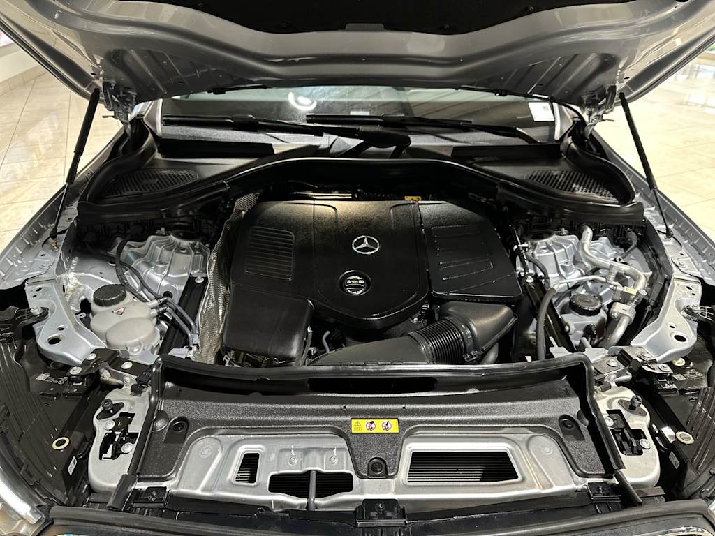 Thumbnail: 2024 Mercedes-Benz GLC - 9