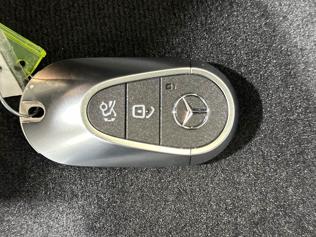 Thumbnail: 2024 Mercedes-Benz GLC - 16
