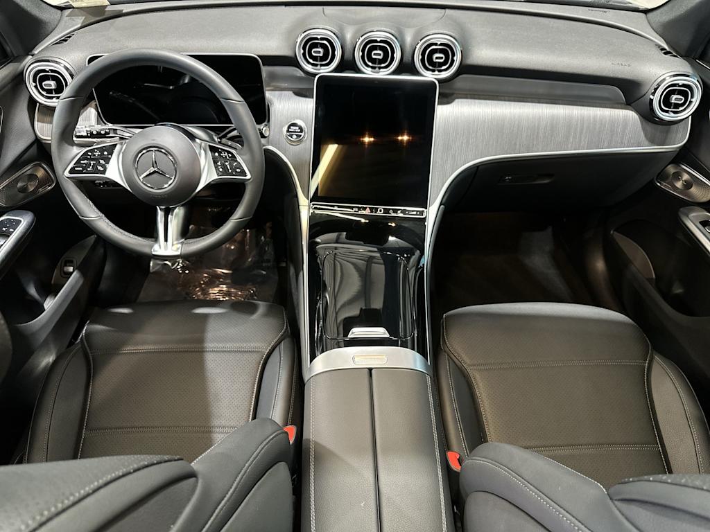 Thumbnail: 2026 Mercedes-Benz GLC - 2