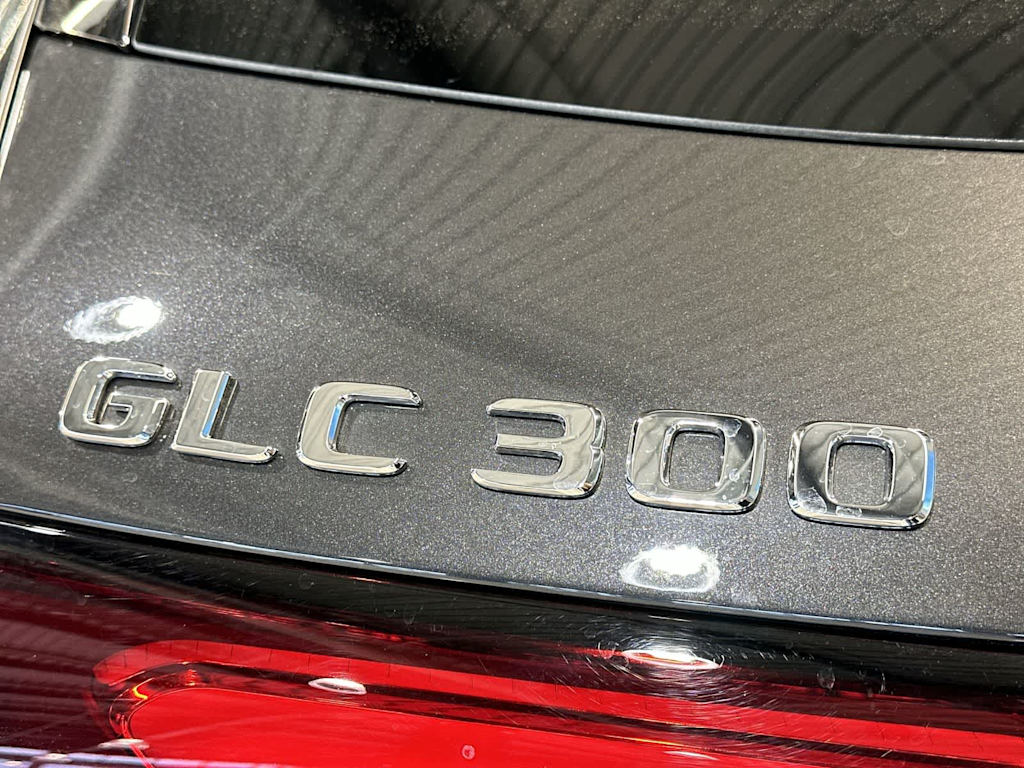 Thumbnail: 2026 Mercedes-Benz GLC - 7