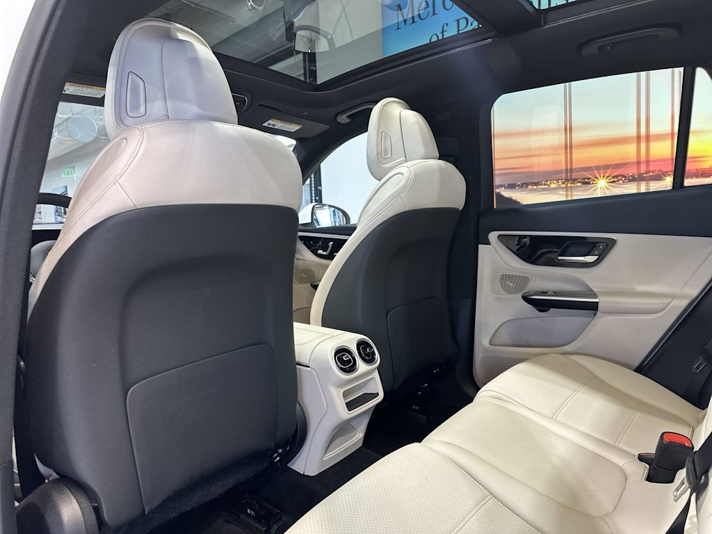 Thumbnail: 2026 Mercedes-Benz GLC - 13