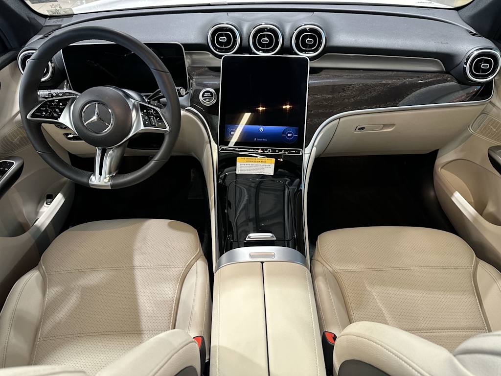 Thumbnail: 2026 Mercedes-Benz GLC - 2