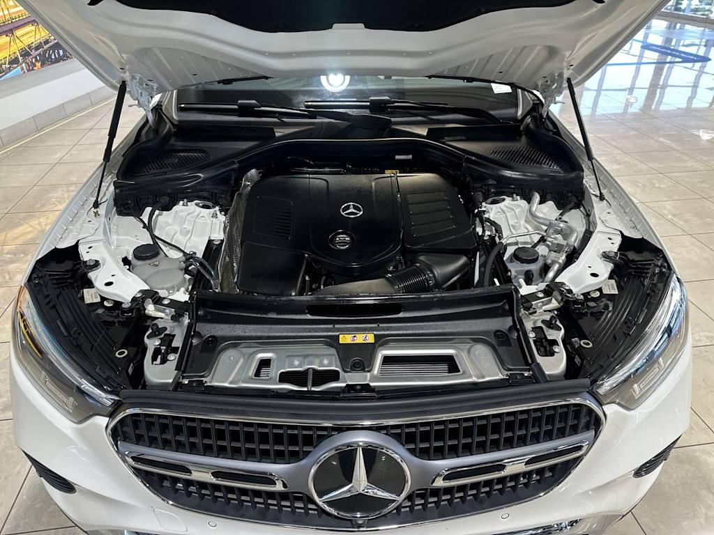 Thumbnail: 2026 Mercedes-Benz GLC - 9