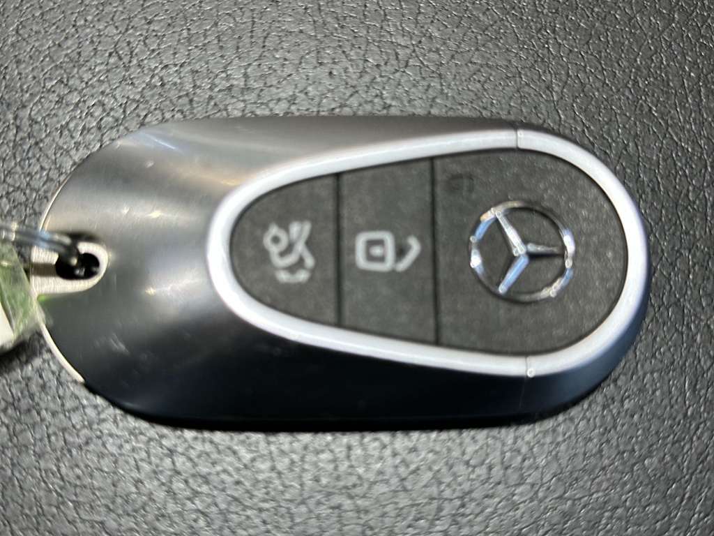 Thumbnail: 2026 Mercedes-Benz GLC - 17