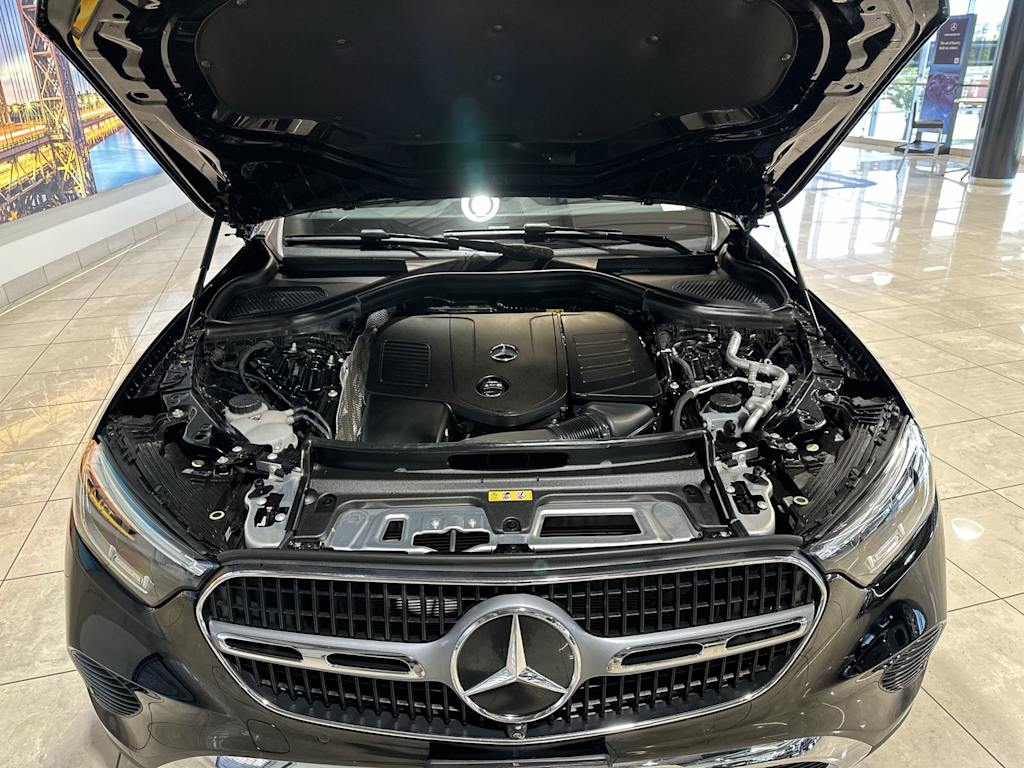 Thumbnail: 2026 Mercedes-Benz GLC - 9