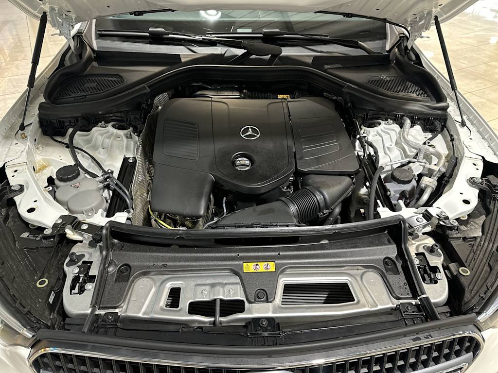 Thumbnail: 2026 Mercedes-Benz GLC - 9
