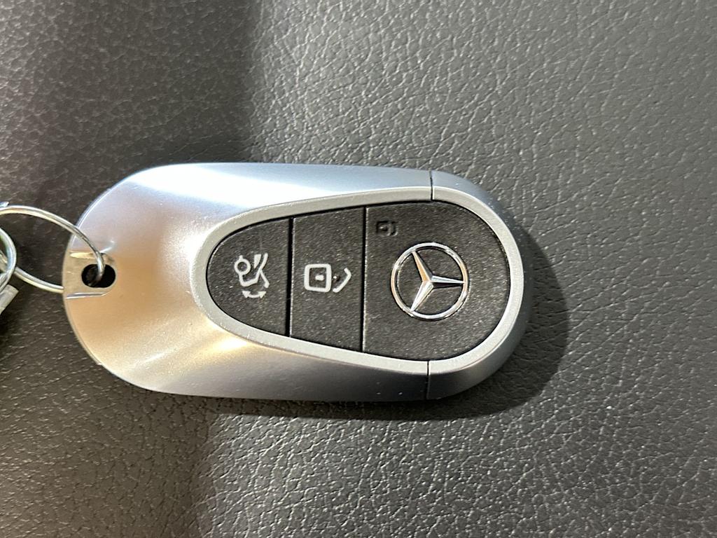 Thumbnail: 2023 Mercedes-Benz GLC - 17