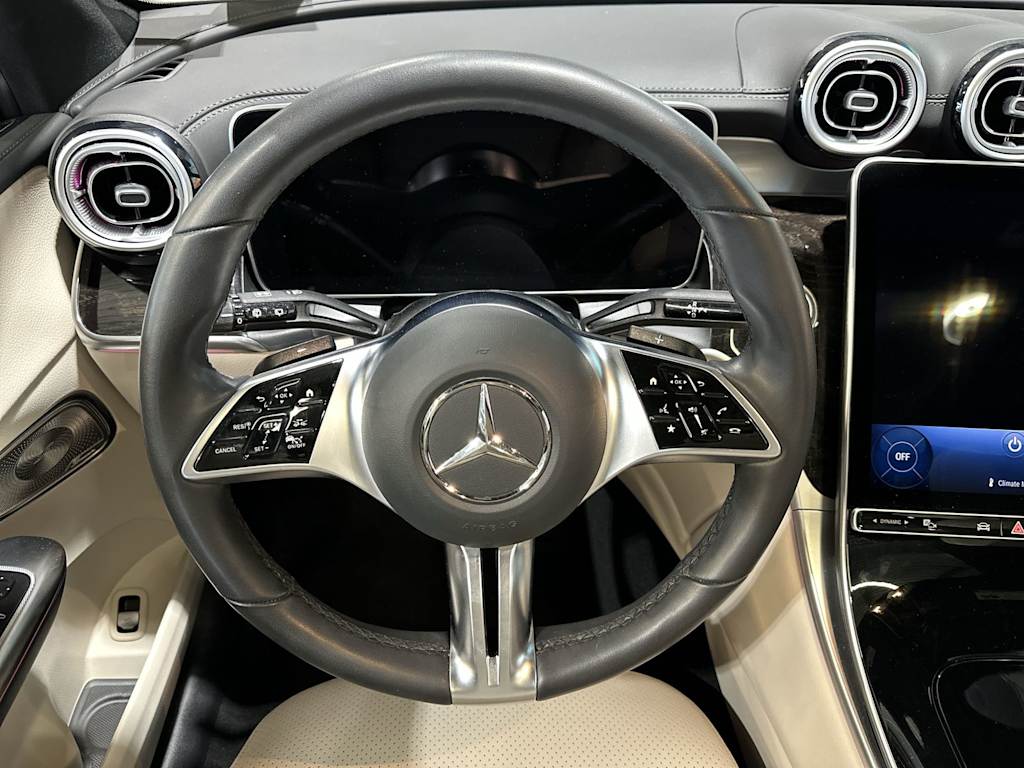 Thumbnail: 2025 Mercedes-Benz GLC - 10