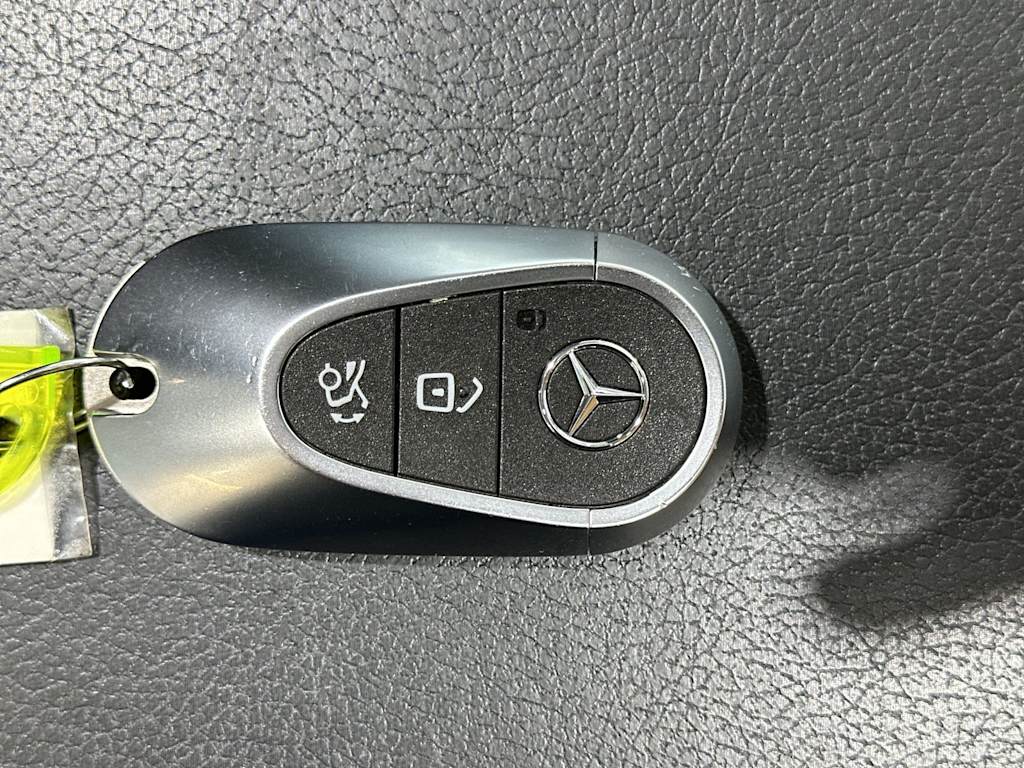Thumbnail: 2026 Mercedes-Benz GLC - 18