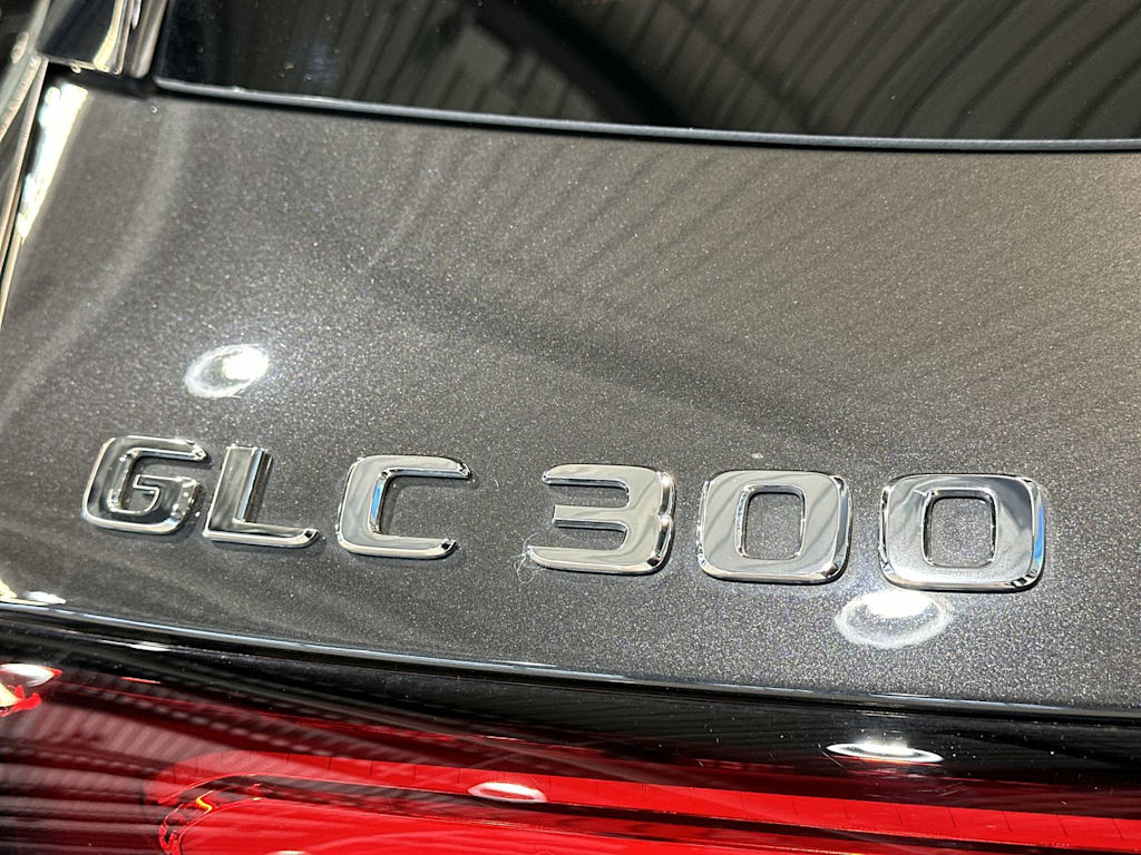 Thumbnail: 2023 Mercedes-Benz GLC - 7
