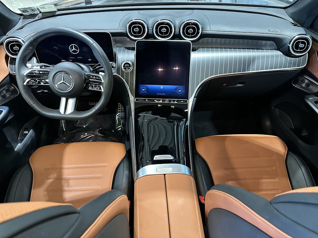 Thumbnail: 2023 Mercedes-Benz GLC - 2