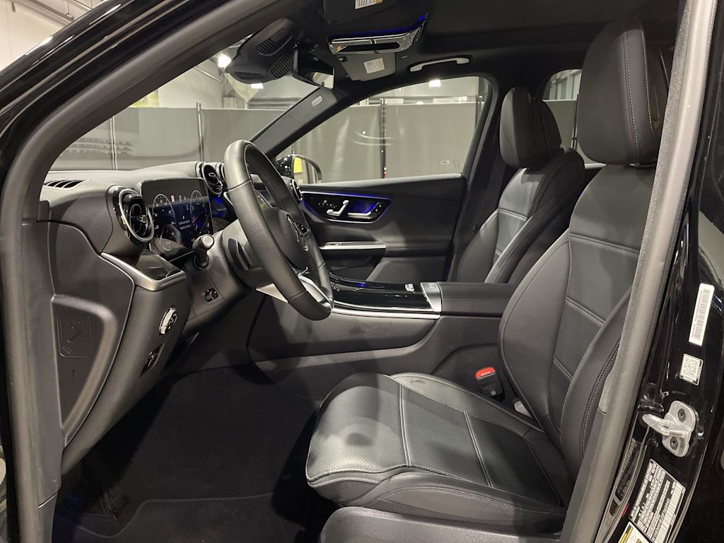 Thumbnail: 2025 Mercedes-Benz GLC - 11