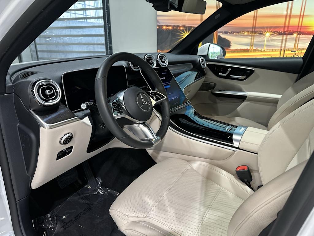 Thumbnail: 2026 Mercedes-Benz GLC - 2