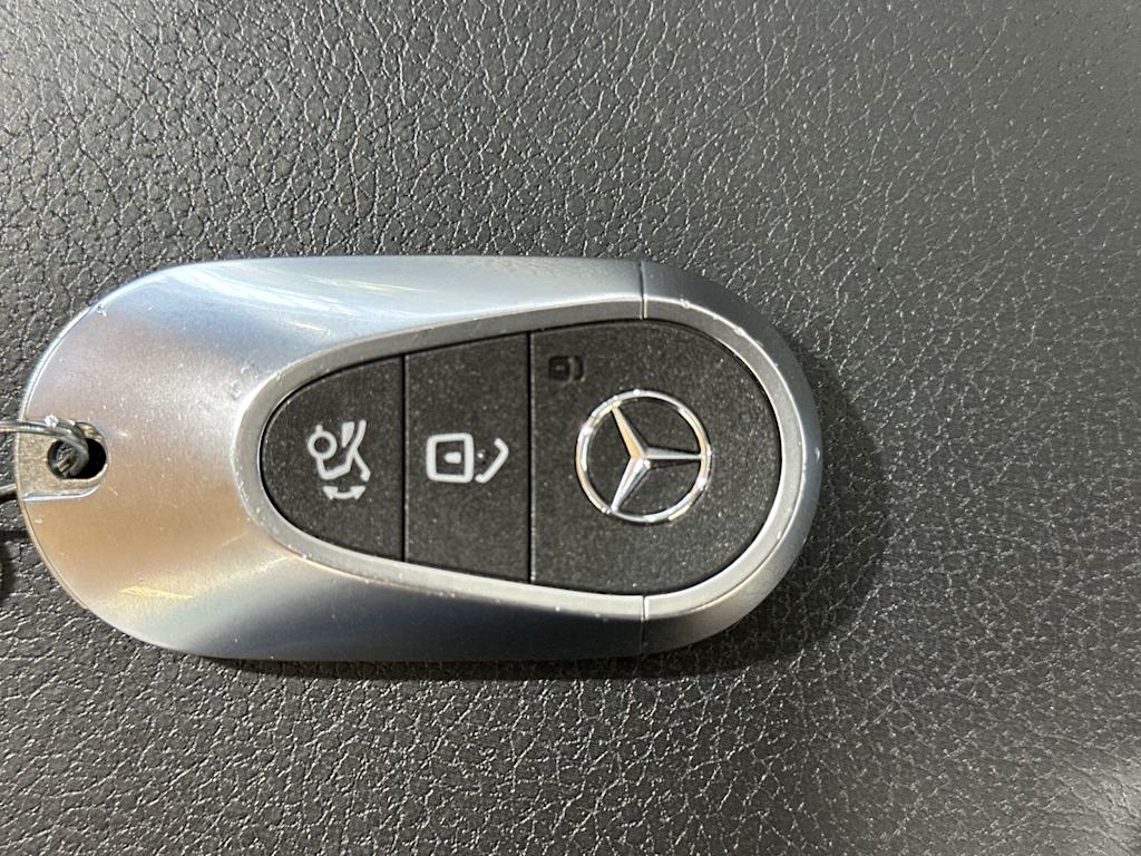 Thumbnail: 2026 Mercedes-Benz GLC - 18
