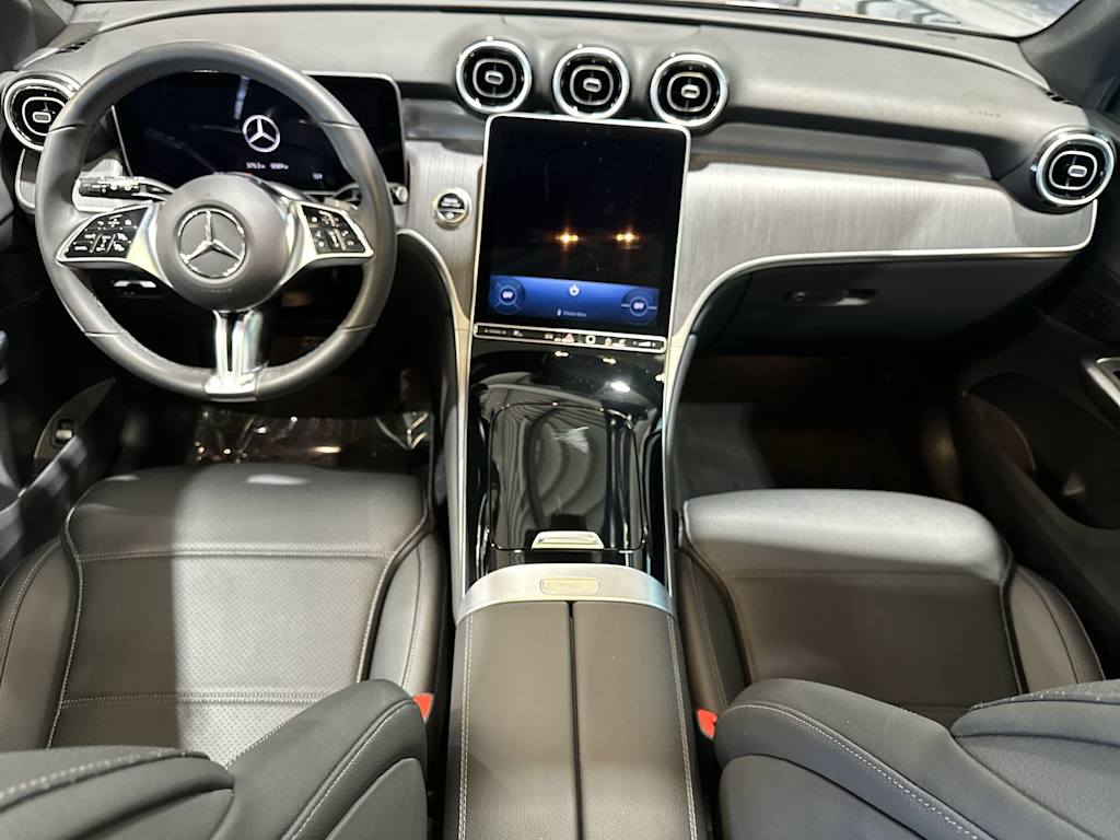 Thumbnail: 2026 Mercedes-Benz GLC - 10