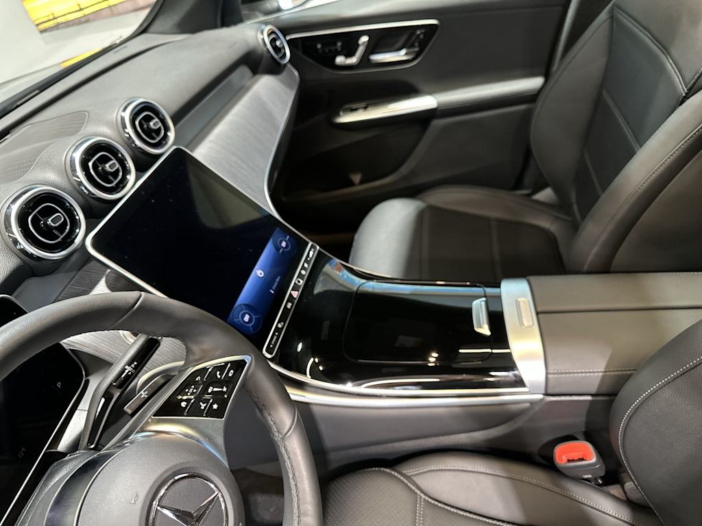 Thumbnail: 2026 Mercedes-Benz GLC - 33