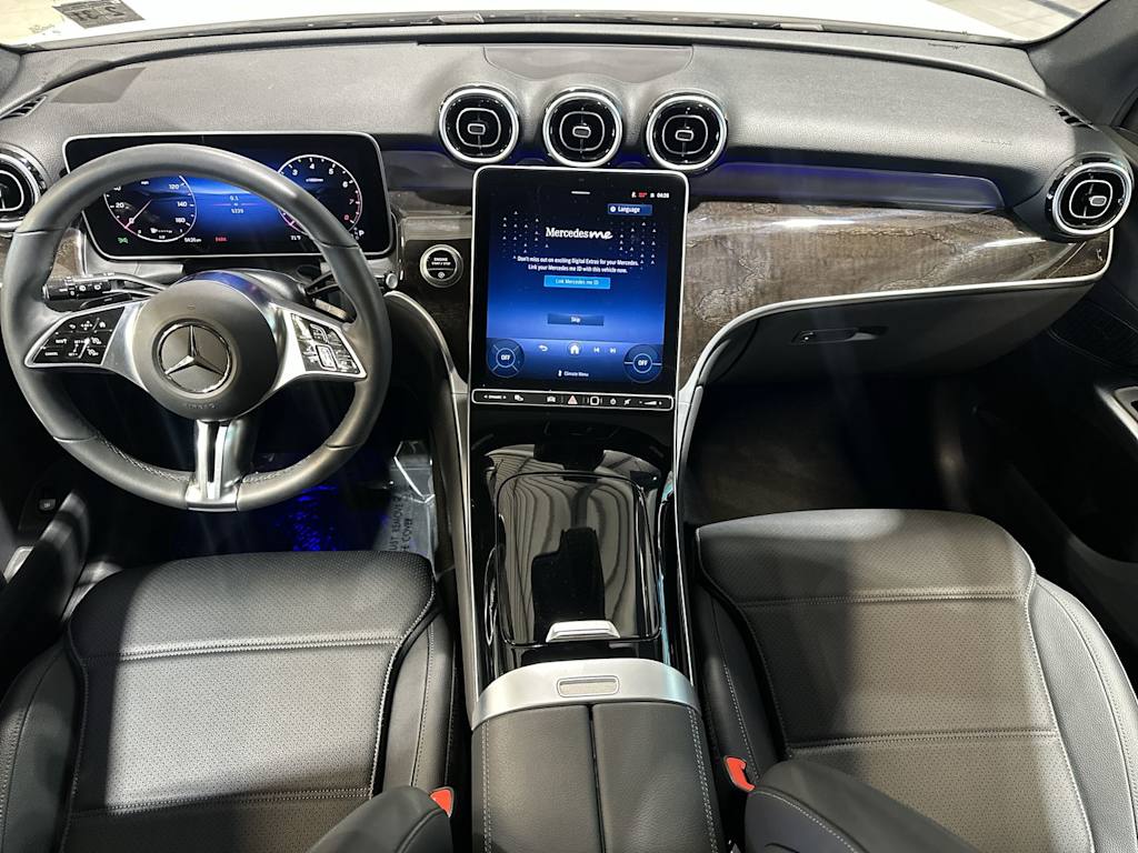 Thumbnail: 2026 Mercedes-Benz GLC - 2