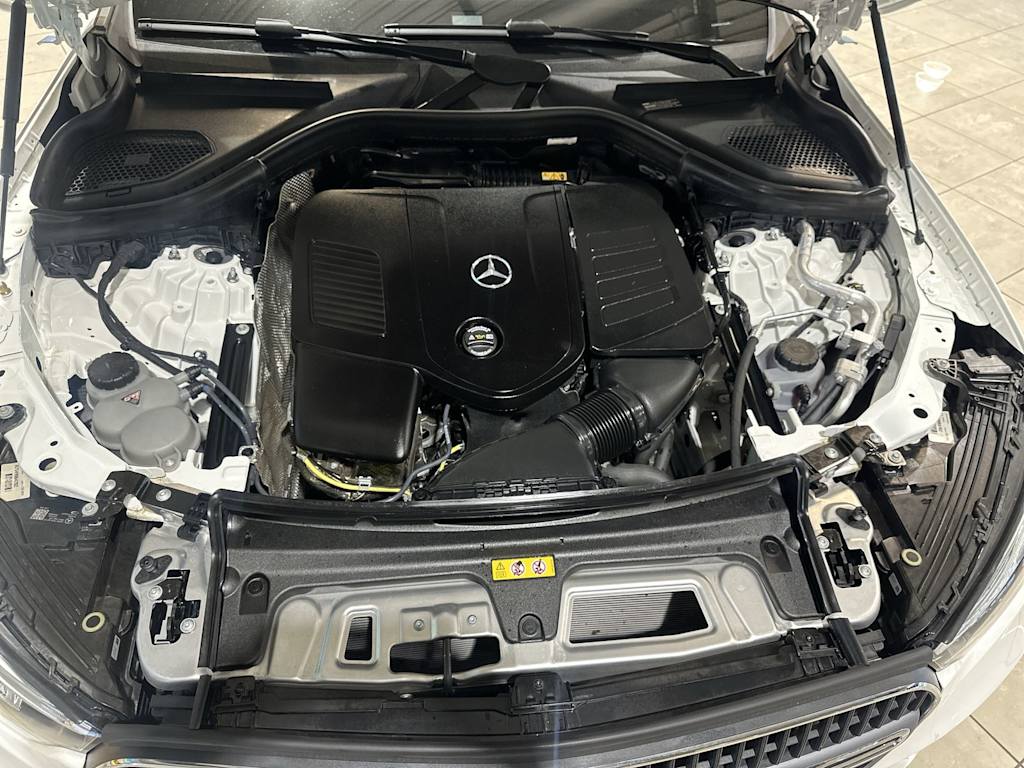 Thumbnail: 2026 Mercedes-Benz GLC - 9