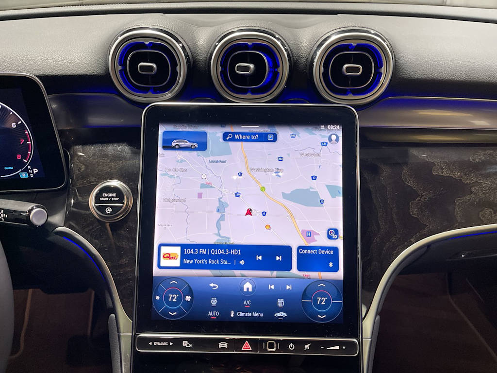 Thumbnail: 2025 Mercedes-Benz GLC - 14