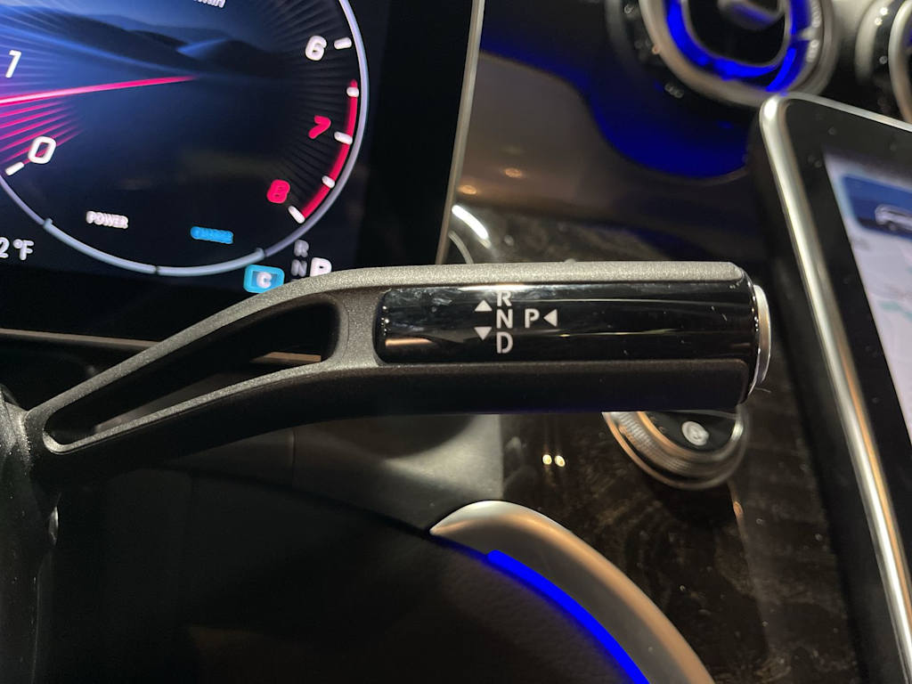 Thumbnail: 2025 Mercedes-Benz GLC - 33