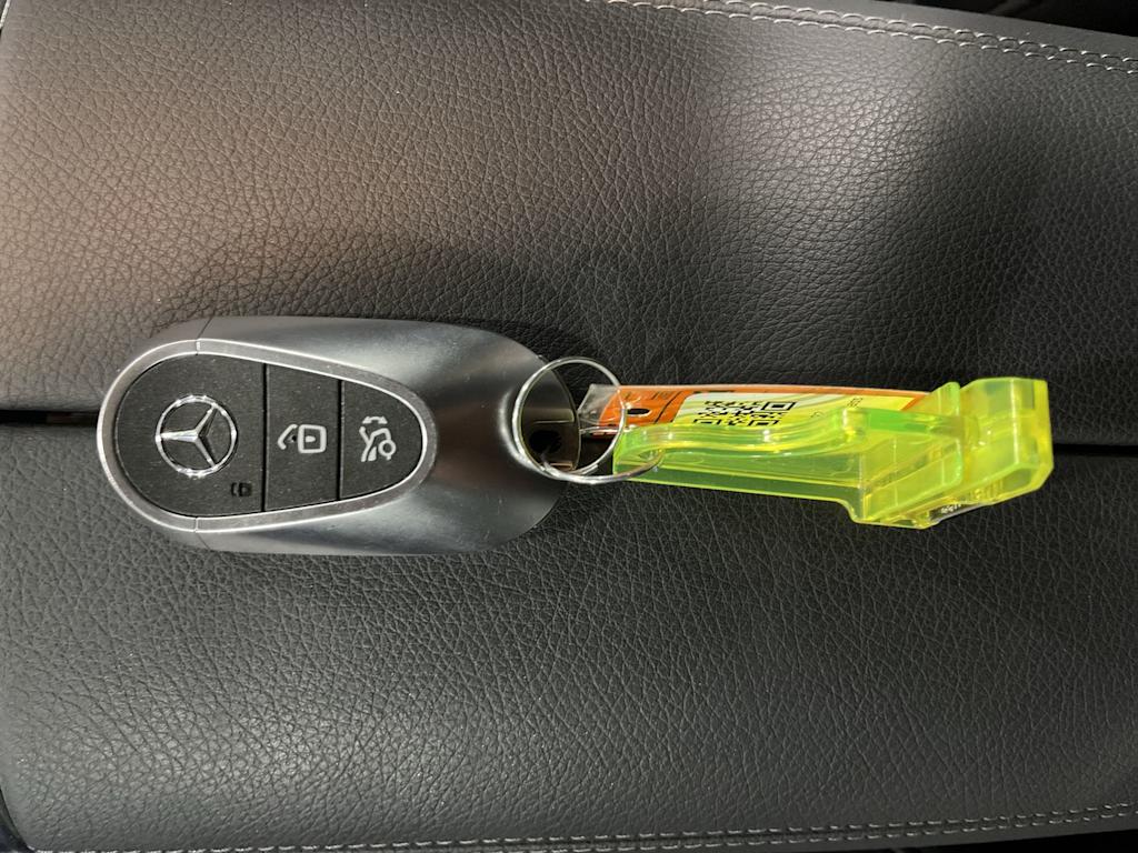 Thumbnail: 2025 Mercedes-Benz GLC - 17