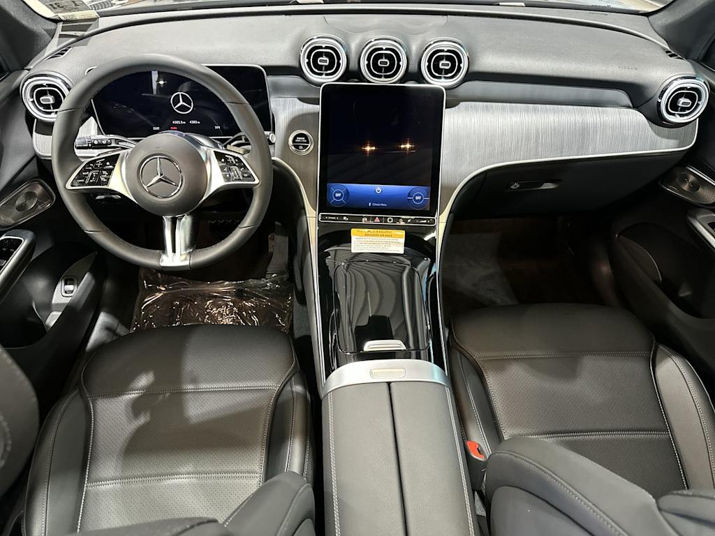 Thumbnail: 2026 Mercedes-Benz GLC - 2
