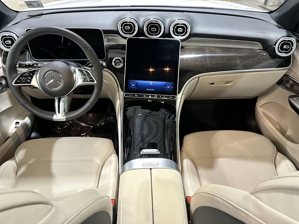 Thumbnail: 2026 Mercedes-Benz GLC - 2