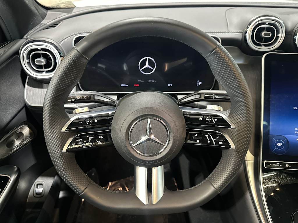 Thumbnail: 2023 Mercedes-Benz GLC - 14