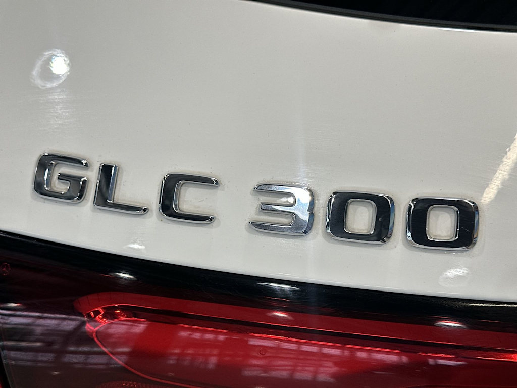 Thumbnail: 2023 Mercedes-Benz GLC - 7