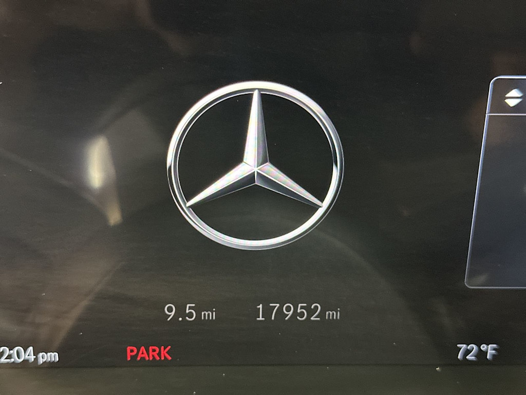 Thumbnail: 2023 Mercedes-Benz GLC - 16